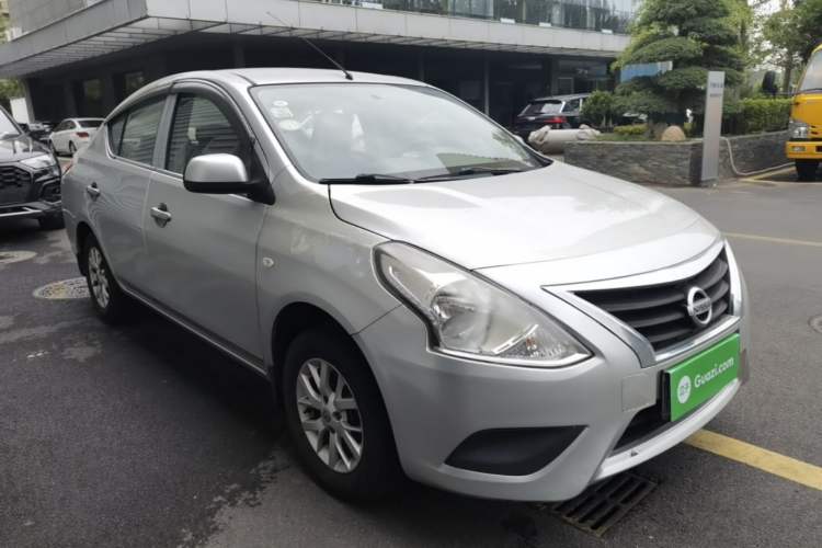 Used Nissan Sunny 2014 1.5XE Manual Elite Edition Exterior 1