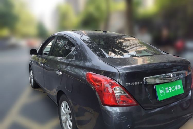 Used Nissan Sunny 2014 1.5XL CVT Luxury Edition Exterior 2