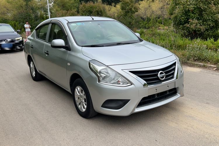 Used Nissan Sunny 2014 1.5XE Manual Comfort Edition Exterior 2