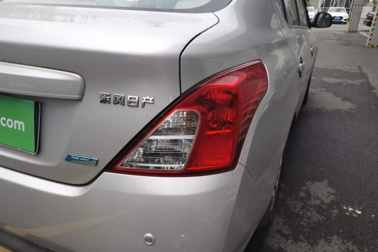 Used Nissan Sunny 2014 1.5XE Manual Elite Edition Exterior 3