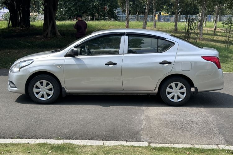 Used Nissan Sunny 2014 1.5XE CVT Comfort Edition Exterior 7