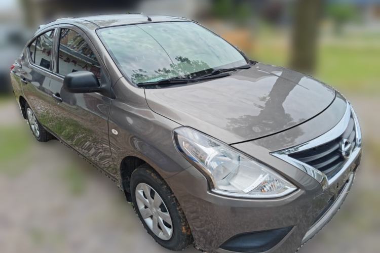 Used Nissan Sunny 2014 1.5XE CVT Elite Edition Front Right 45 Deg