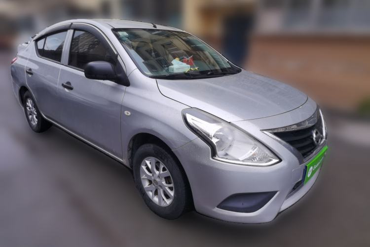 Used Nissan Sunny 2014 1.5XE CVT Elite Edition Front Right 45 Deg