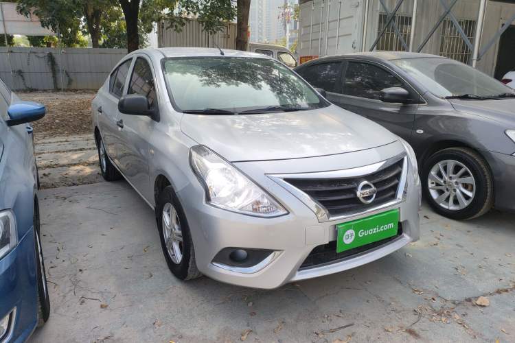 Used Nissan Sunny 2014 1.5XE CVT Comfort Edition Front Right 45 Deg