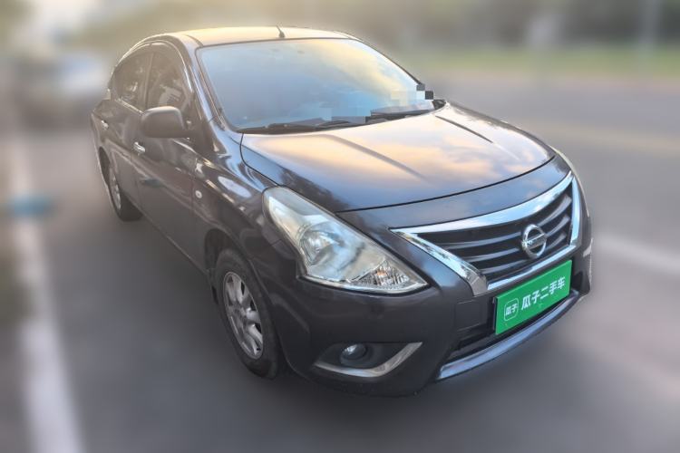 Used Nissan Sunny 2014 1.5XE Manual Elite Edition Front Right 45 Deg