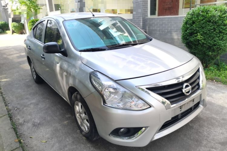 Used Nissan Sunny 2014 1.5XE CVT Elite Edition Front Right 45 Deg