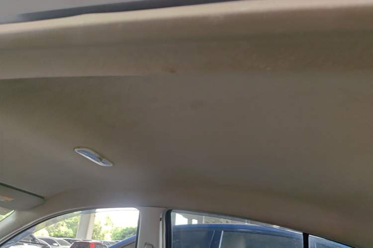 Used Nissan Sunny 2014 1.5XE Manual Elite Edition Headliner