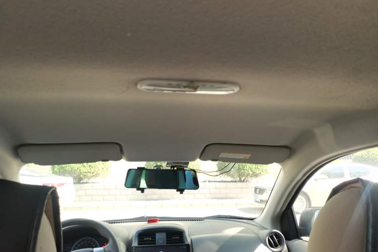 Used Nissan Sunny 2014 1.5XE CVT Elite Edition Headliner