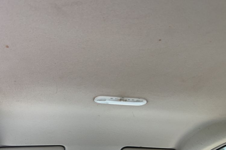 Used Nissan Sunny 2014 1.5XE Manual Comfort Edition Headliner