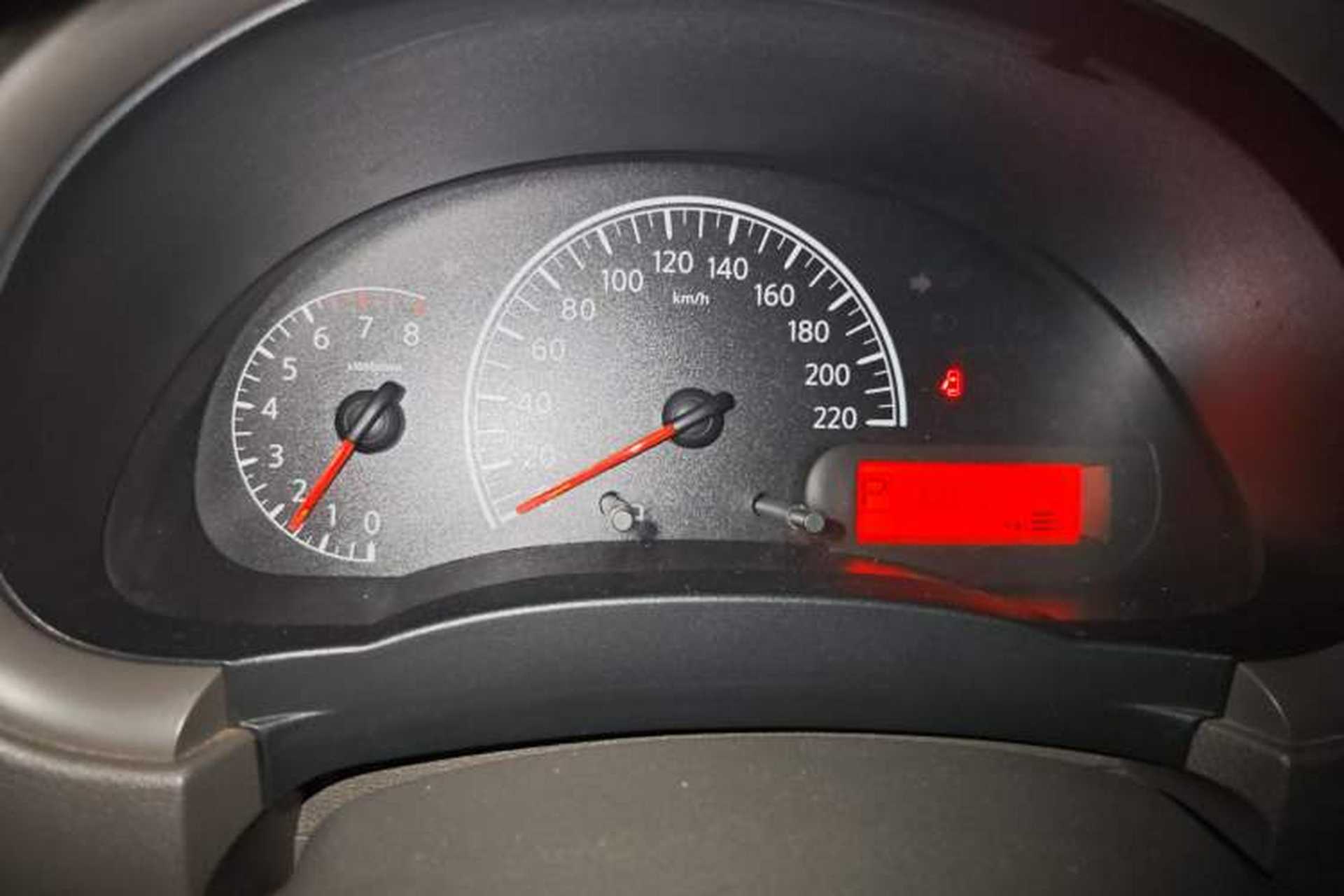 Used Nissan Sunny 2014 1.5XE CVT Comfort Edition Instrument Cluster