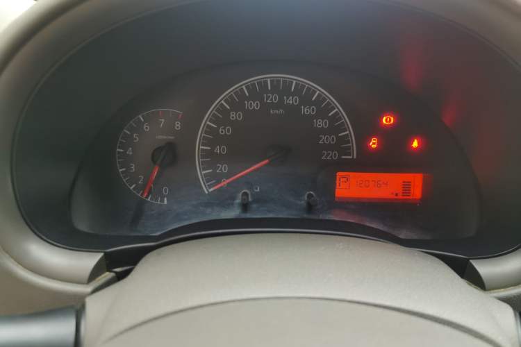 Used Nissan Sunny 2014 1.5XE CVT Elite Edition Instrument Cluster