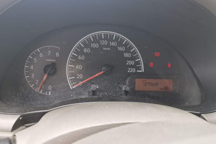 Used Nissan Sunny 2014 1.5XE Manual Elite Edition Instrument Cluster