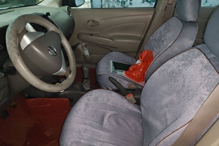 Used Nissan Sunny 2014 1.5XE Manual Comfort Edition Left Front Seat