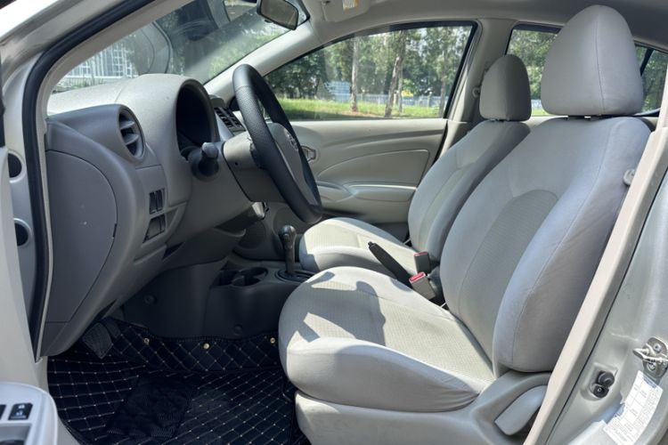 Used Nissan Sunny 2014 1.5XE CVT Comfort Edition Left Front Seat