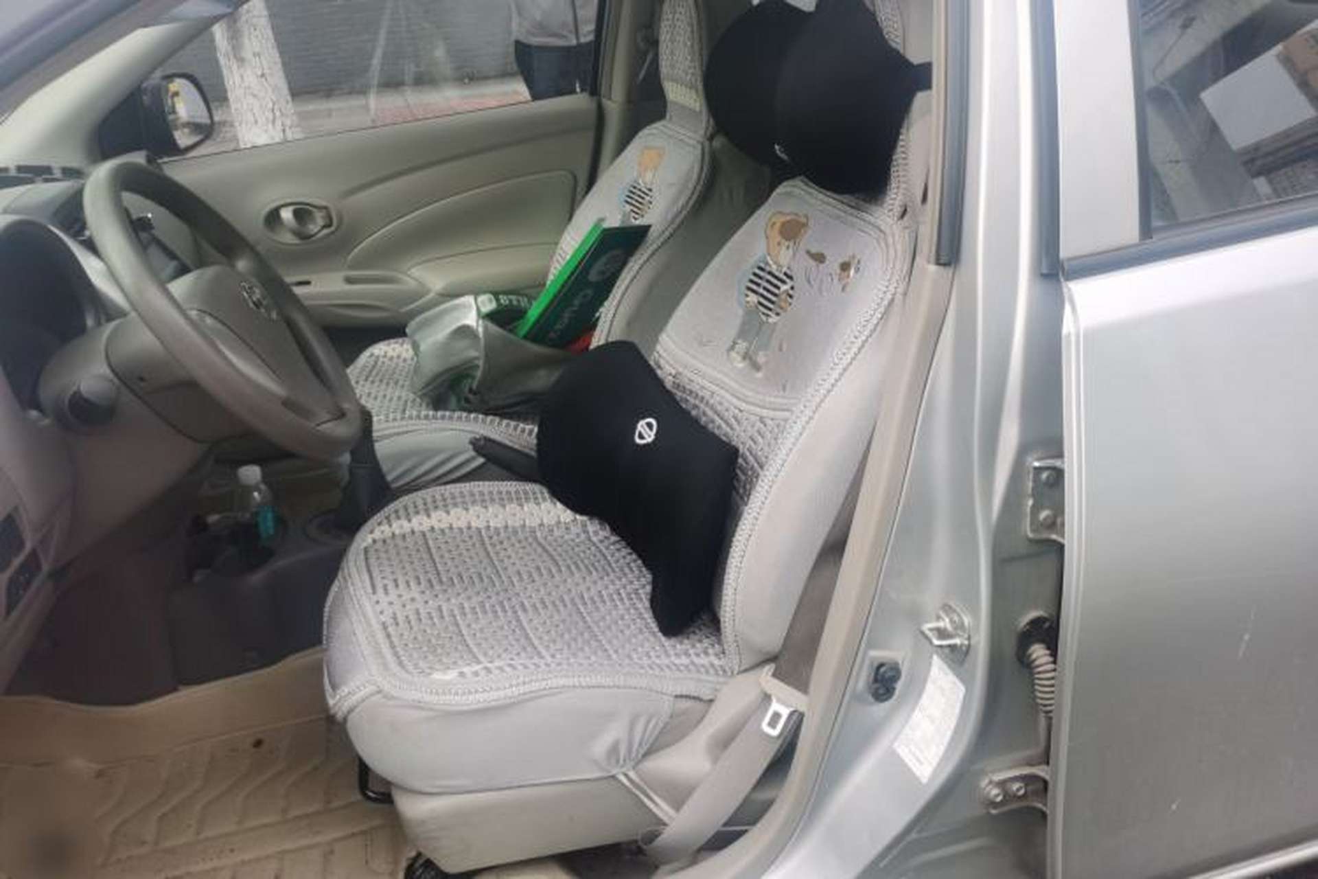 Used Nissan Sunny 2014 1.5XE Manual Elite Edition Left Front Seat