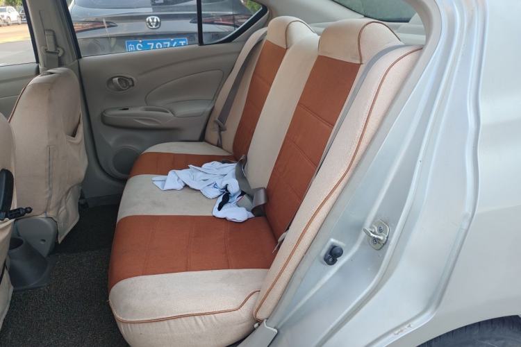 Used Nissan Sunny 2014 1.5XE CVT Elite Edition Left Rear Seat