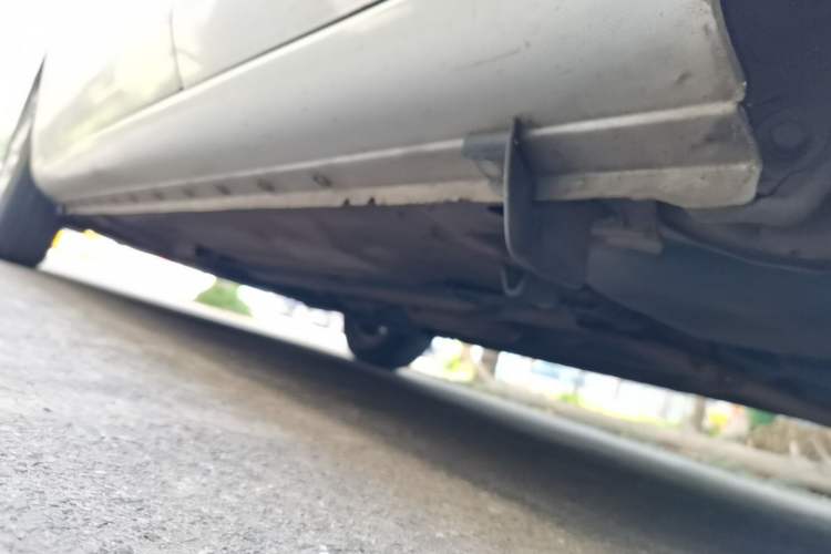 Used Nissan Sunny 2014 1.5XE CVT Elite Edition Left Side Sill