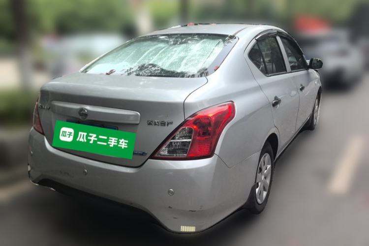 Used Nissan Sunny 2014 1.5XE Manual Elite Edition Rear Right 45 Deg