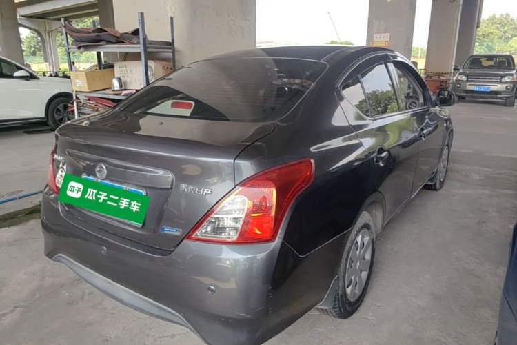 Used Nissan Sunny 2014 1.5XE Manual Elite Edition Rear Right 45 Deg