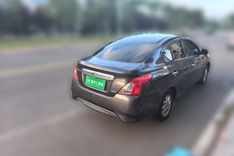 Used Nissan Sunny 2014 1.5XE Manual Elite Edition Rear Right 45 Deg