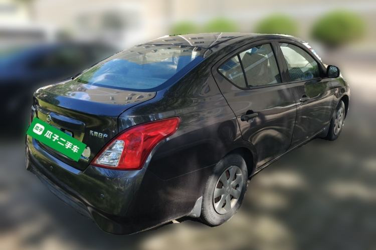 Used Nissan Sunny 2014 1.5XE CVT Elite Edition Rear Right 45 Deg