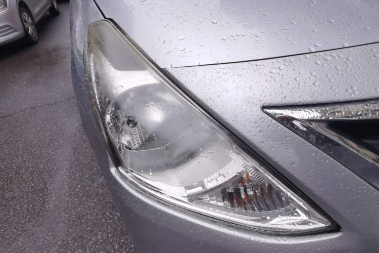 Used Nissan Sunny 2014 1.5XE CVT Elite Edition Right Front Headlight