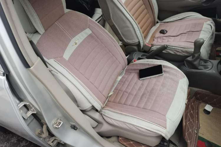 Used Nissan Sunny 2014 1.5XE Manual Elite Edition Right Front Seat