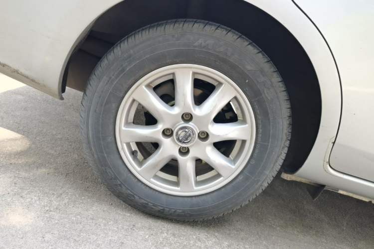 Used Nissan Sunny 2014 1.5XE CVT Elite Edition Right Rear Wheel Hub