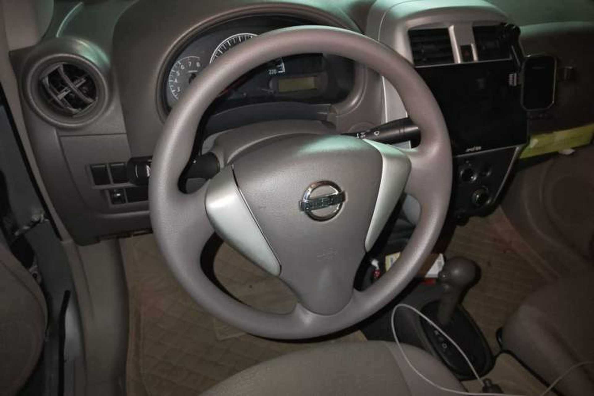 Used Nissan Sunny 2014 1.5XE CVT Comfort Edition Steering Wheel