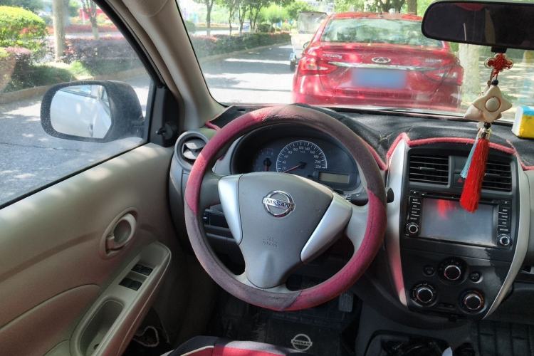 Used Nissan Sunny 2014 1.5XE Manual Comfort Edition Steering Wheel