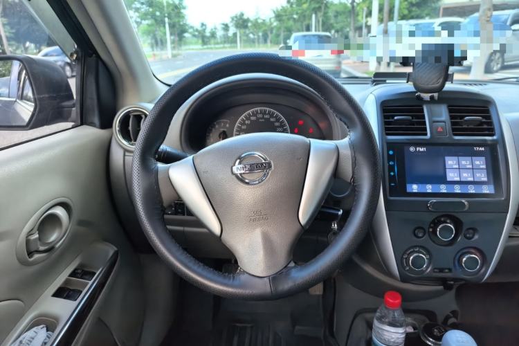 Used Nissan Sunny 2014 1.5XE Manual Elite Edition Steering Wheel