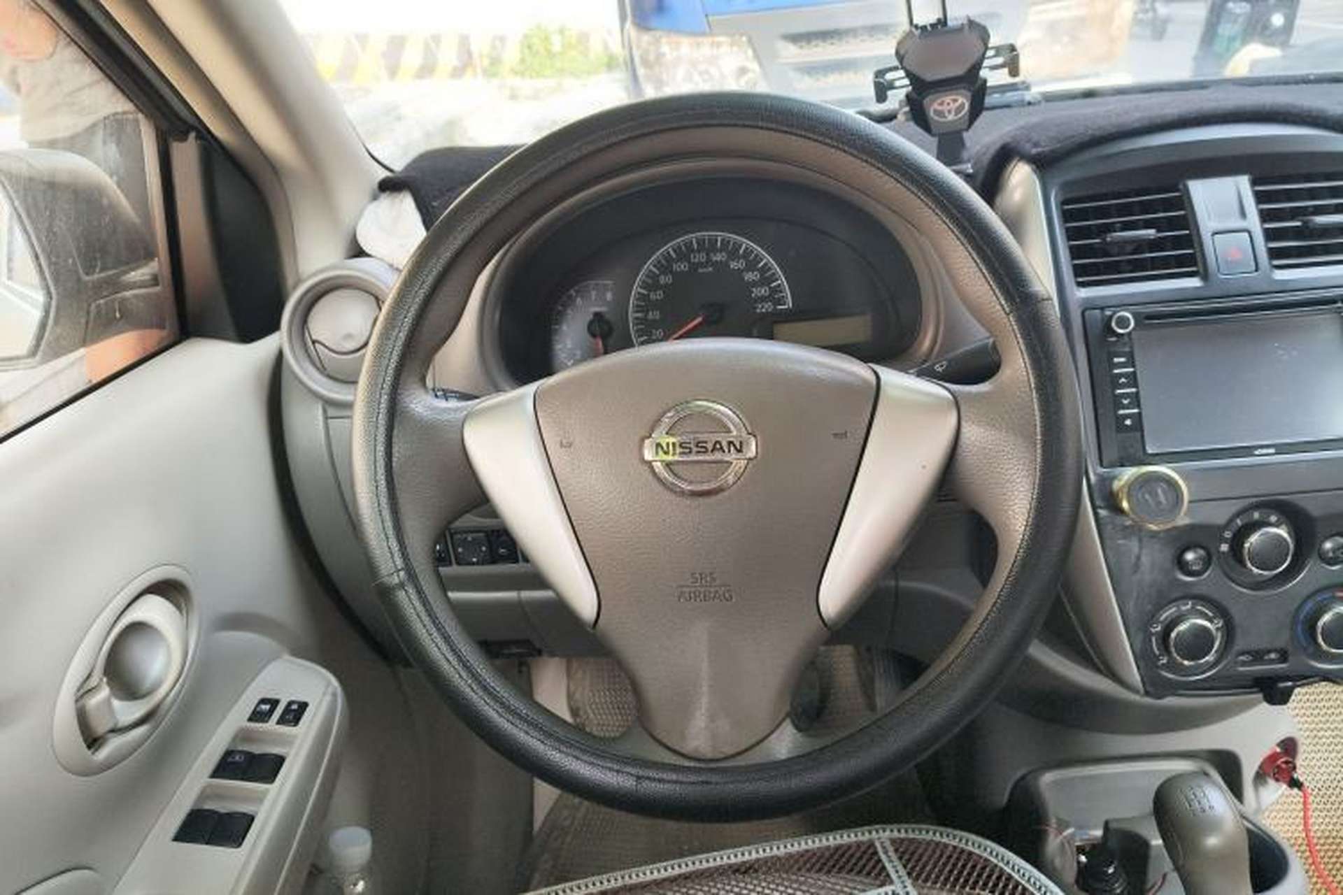Used Nissan Sunny 2014 1.5XE Manual Elite Edition Steering Wheel