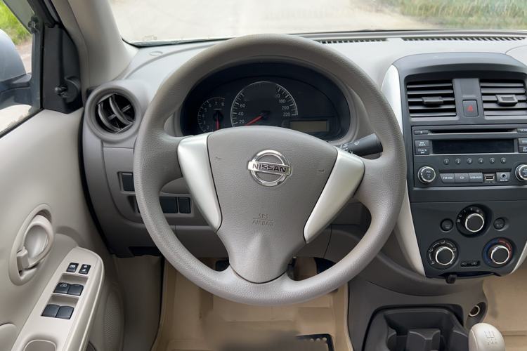 Used Nissan Sunny 2014 1.5XE Manual Comfort Edition Steering Wheel