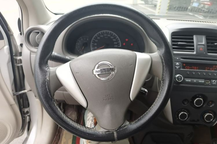 Used Nissan Sunny 2014 1.5XE Manual Elite Edition Steering Wheel