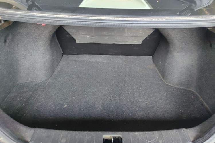 Used Nissan Sunny 2014 1.5XE Manual Elite Edition Trunk