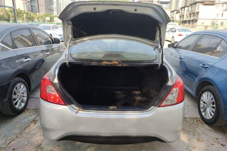 Used Nissan Sunny 2014 1.5XE CVT Comfort Edition Trunk