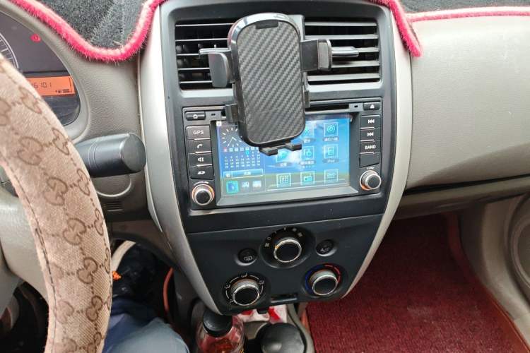 Used Nissan Sunny 2014 1.5XE Manual Comfort Edition Audio And AC Panel
