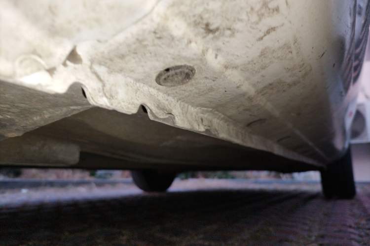 Used Nissan Sunny 2014 1.5XE Manual Comfort Edition Chassis Front Left