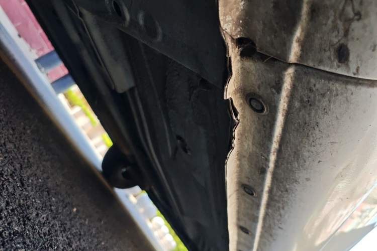 Used Nissan Sunny 2014 1.5XE Manual Comfort Edition Chassis Front Left
