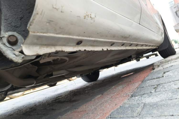 Used Nissan Sunny 2014 1.5XE Manual Comfort Edition Chassis Rear Right