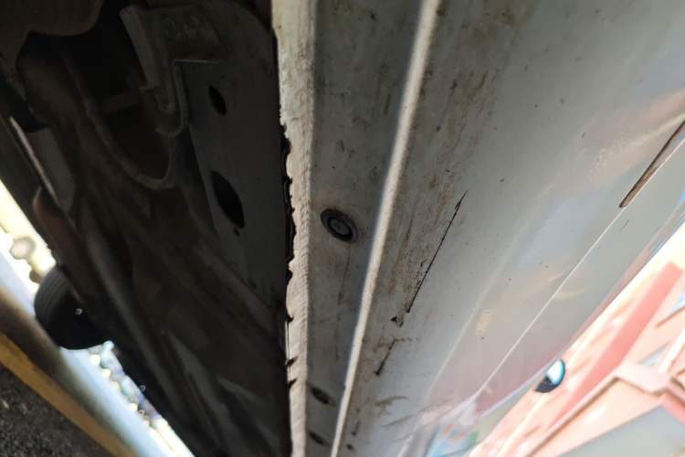 Used Nissan Sunny 2014 1.5XE Manual Comfort Edition Chassis Rear Right
