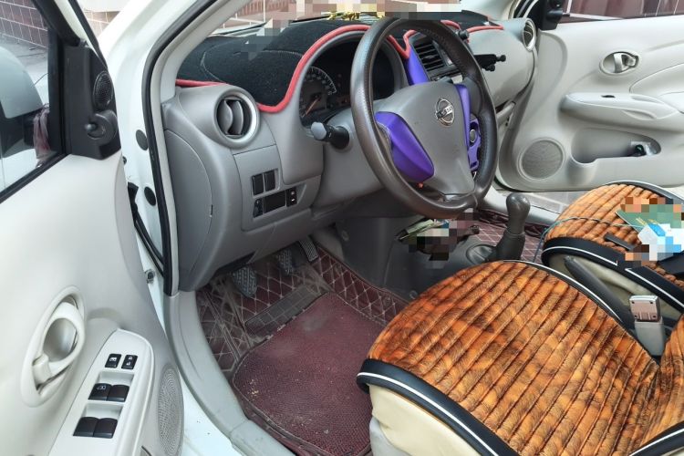 Used Nissan Sunny 2014 1.5XE Manual Comfort Edition Driver Seat