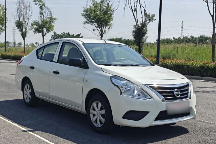 Used Nissan Sunny 2014 1.5XE CVT Comfort Edition Exterior 2