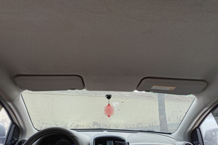 Used Nissan Sunny 2014 1.5XE Manual Comfort Edition Headliner