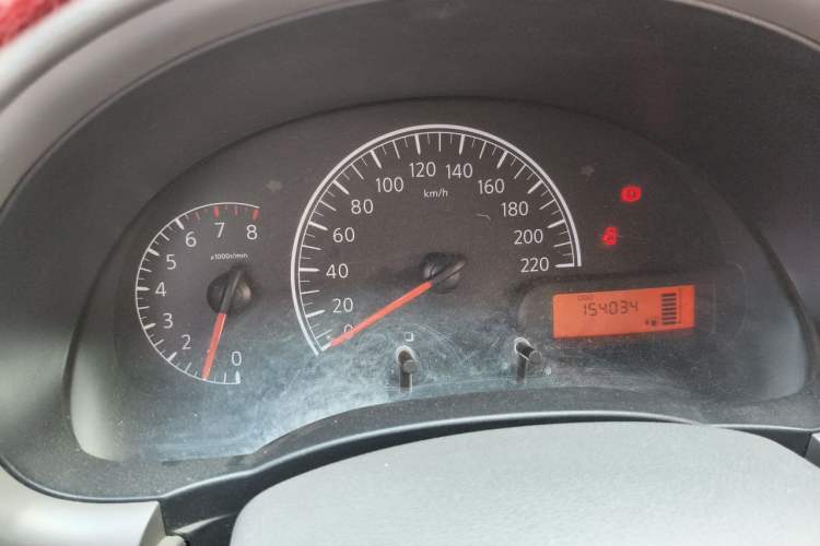 Used Nissan Sunny 2014 1.5XE Manual Comfort Edition Instrument Cluster