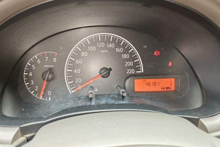Used Nissan Sunny 2014 1.5XE Manual Comfort Edition Instrument Cluster