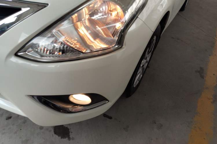 Used Nissan Sunny 2014 1.5XL CVT Luxury Edition Left Front Headlight