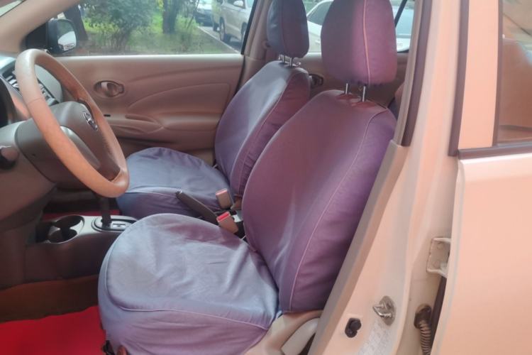 Used Nissan Sunny 2014 1.5XE CVT Comfort Edition Left Front Seat