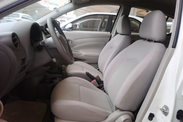 Used Nissan Sunny 2014 1.5XE CVT Comfort Edition Left Front Seat