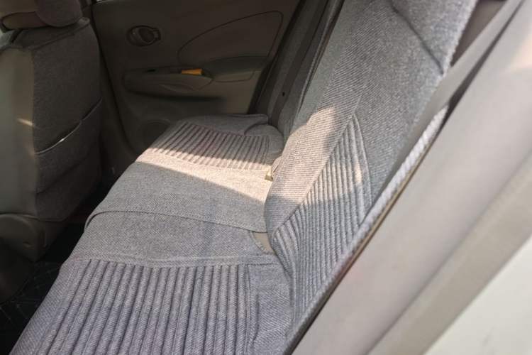 Used Nissan Sunny 2014 1.5XE Manual Comfort Edition Left Rear Seat